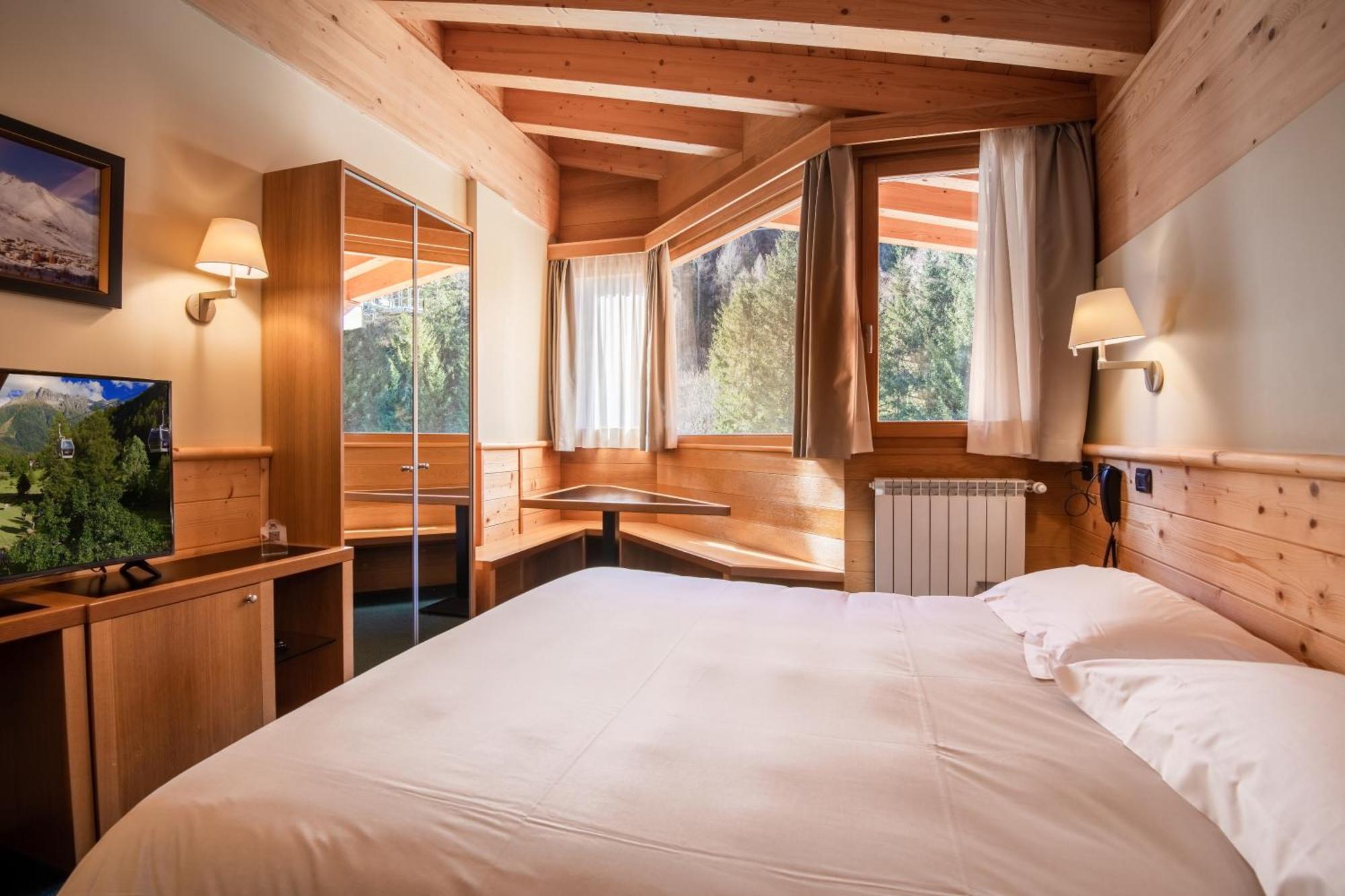 Hotel Garni Pegra 폰테디레뇨 외부 사진