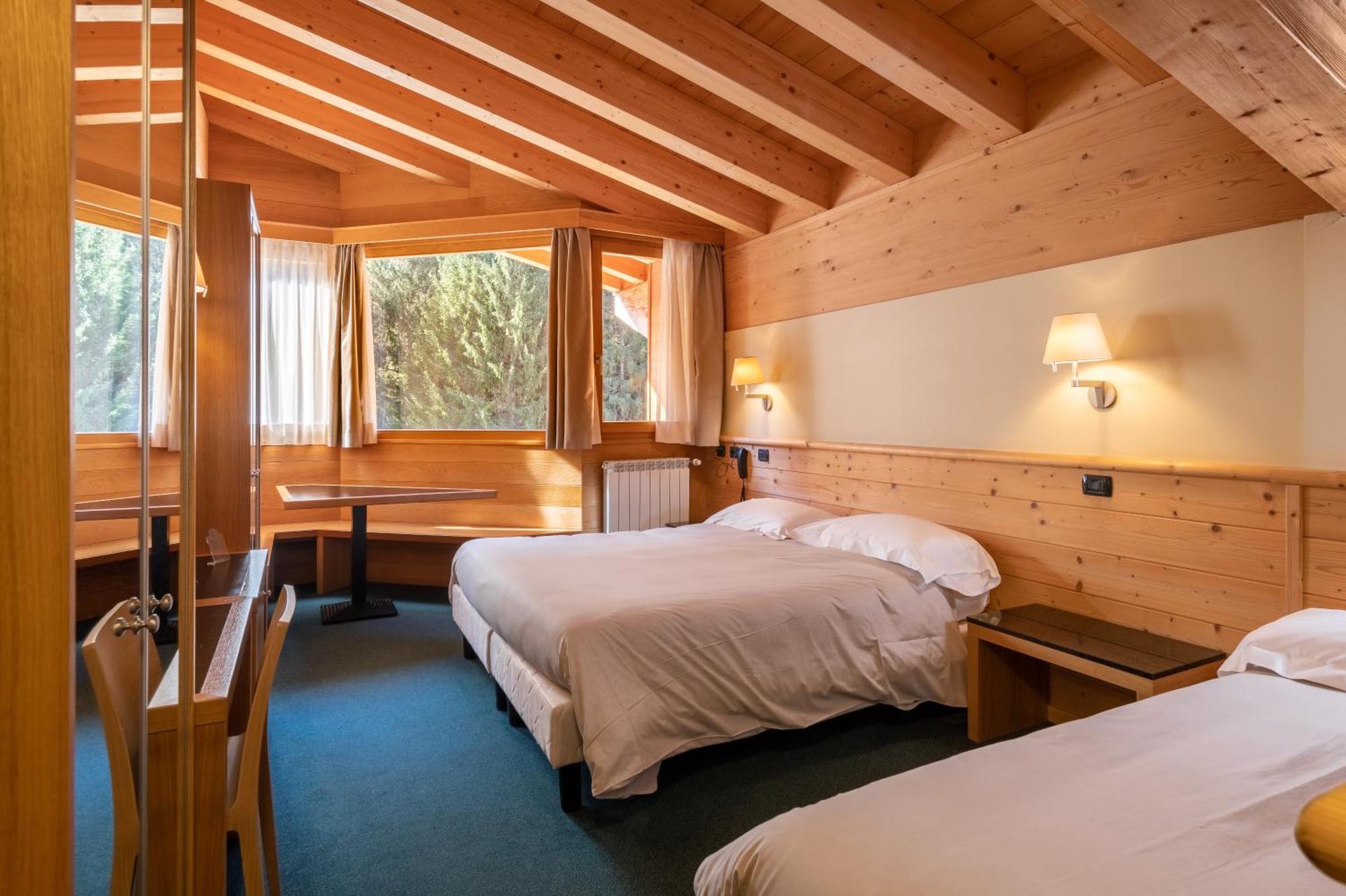 Hotel Garni Pegra 폰테디레뇨 외부 사진